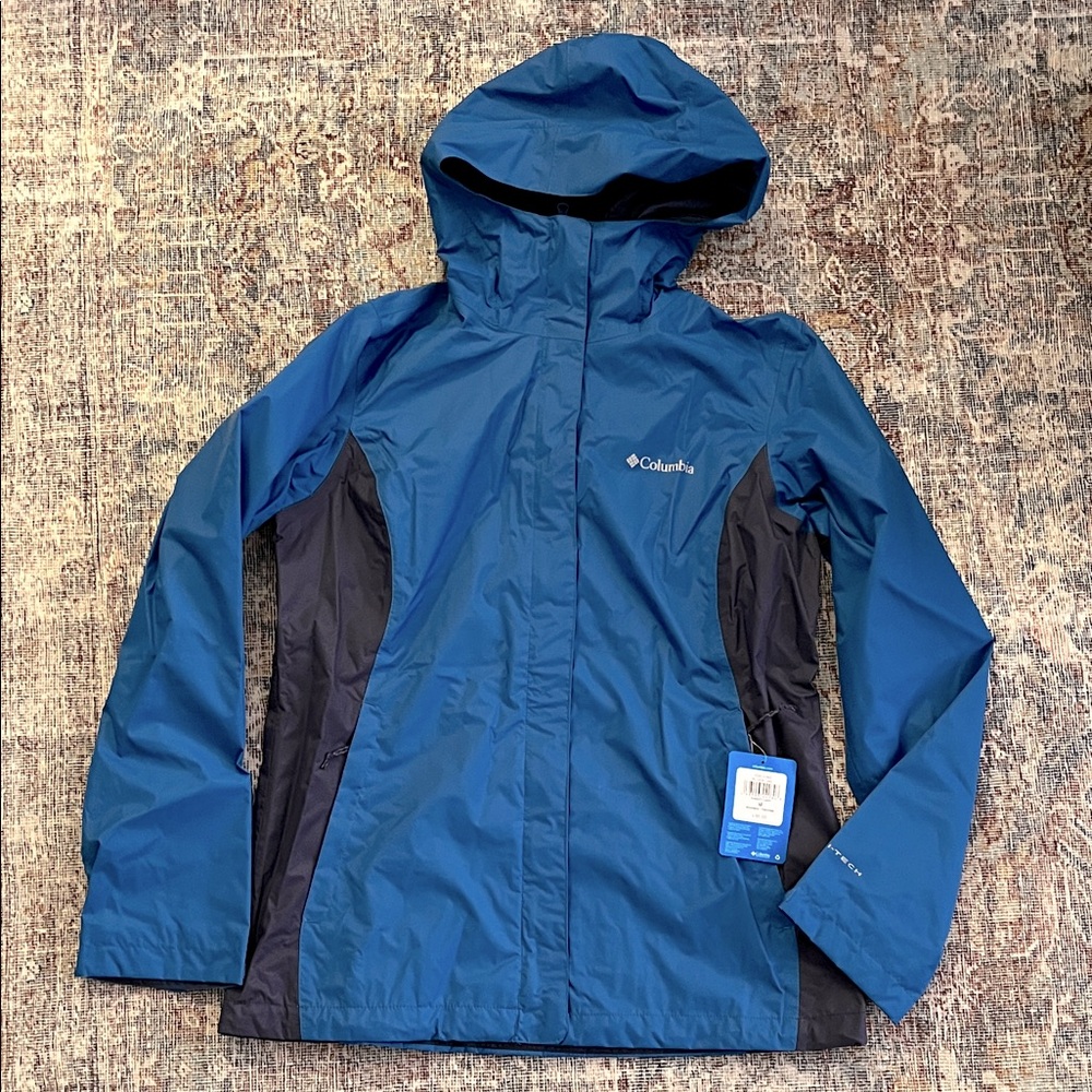 Columbia Rain Jacket (NWT, size M)